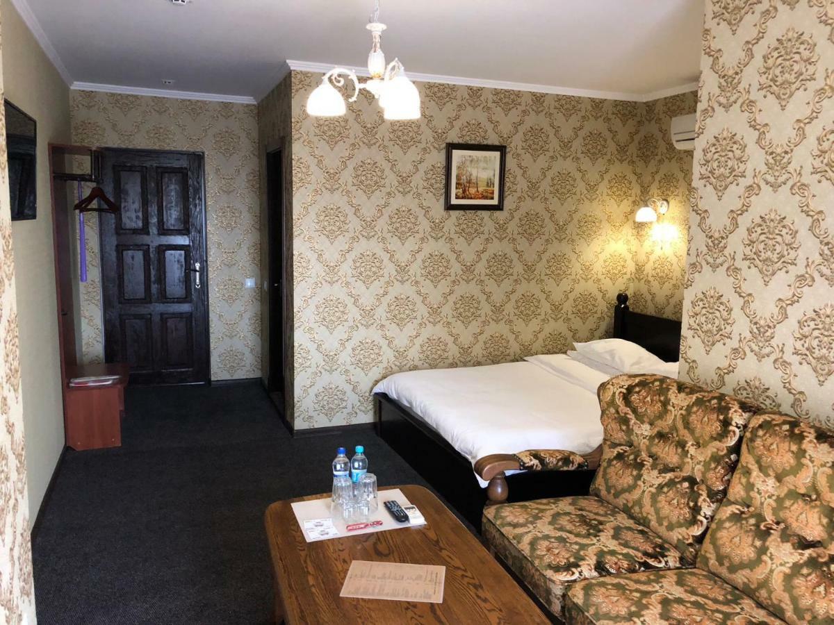Ness Готельно-Ресторанний Комплекс Krupa Esterno foto