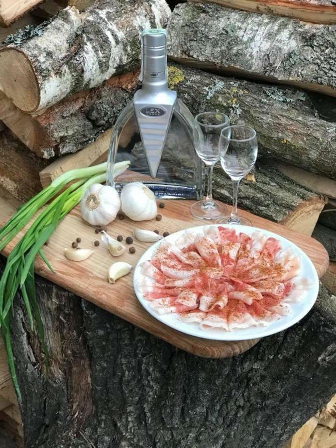 Ness Готельно-Ресторанний Комплекс Krupa Esterno foto